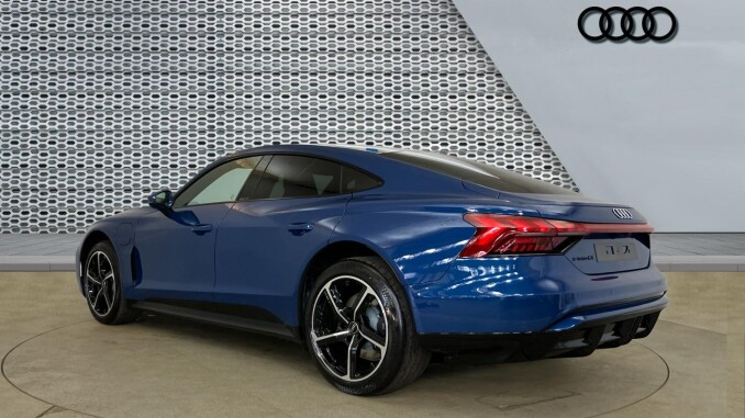 Audi e-tron GT 370kW 105kWh Quattro 4dr Auto Electric Saloon - Image 3